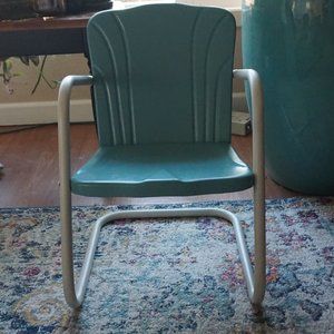 Antique Vintage Ultra metl Metal Children's Patio Lawn Chair 1940's